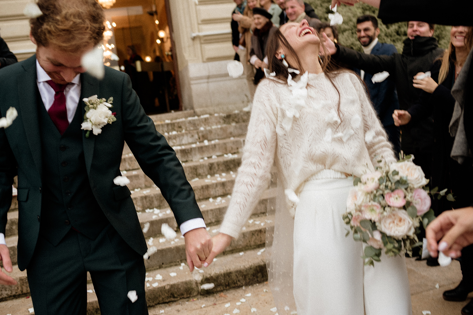 Mariage civil en hiver à Paris